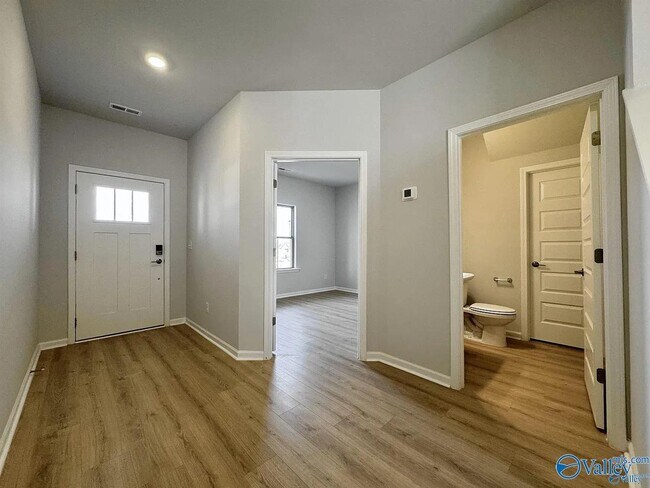 306 Pond Spg Dr in Huntsville, AL - Building Photo - Building Photo