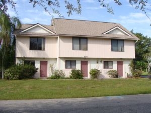 4302 SE 5th Ave in Cape Coral, FL - Foto de edificio