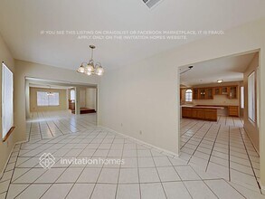 8336 Hollow Wharf Dr in Las Vegas, NV - Foto de edificio - Building Photo