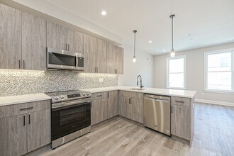 1925 N 18th St in Philadelphia, PA - Building Photo - Building Photo