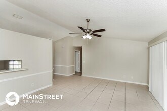 676 Munich St NW in Palm Bay, FL - Building Photo - Building Photo