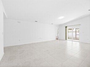 518 Gantry St SW in Palm Bay, FL - Building Photo - Building Photo