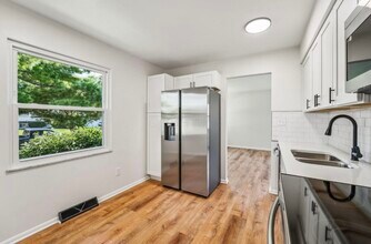 1382 Pegwood Dr in Columbus, OH - Building Photo - Building Photo