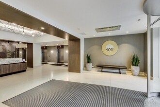 163 N Canal St in Chicago, IL - Building Photo - Building Photo