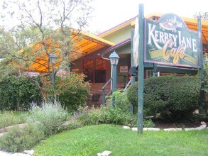 1914 W 38th St in Austin, TX - Building Photo - Building Photo