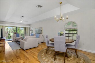 701 Augusta Blvd in Naples, FL - Building Photo - Building Photo