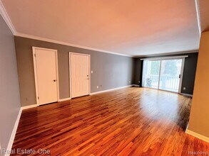 463 N Eton St in Birmingham, MI - Building Photo - Building Photo