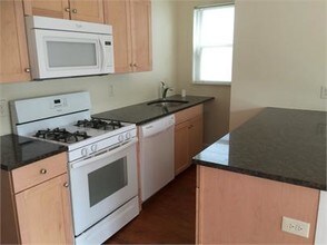 262 Yates St-Unit -Apt: 1 in Albany, NY - Building Photo - Building Photo