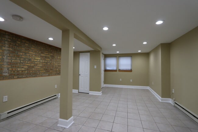 4457 W Wrightwood Ave in Chicago, IL - Building Photo - Building Photo