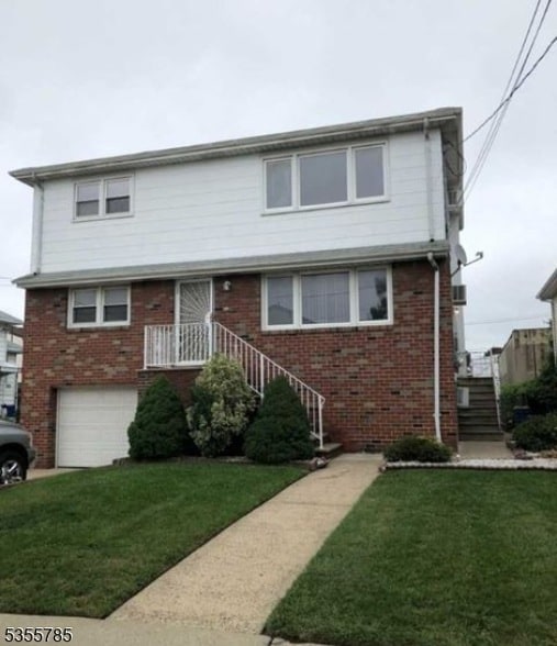 property at 202 S Main St