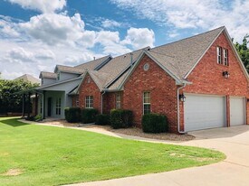 4205 S Telephone Rd in Moore, OK - Building Photo