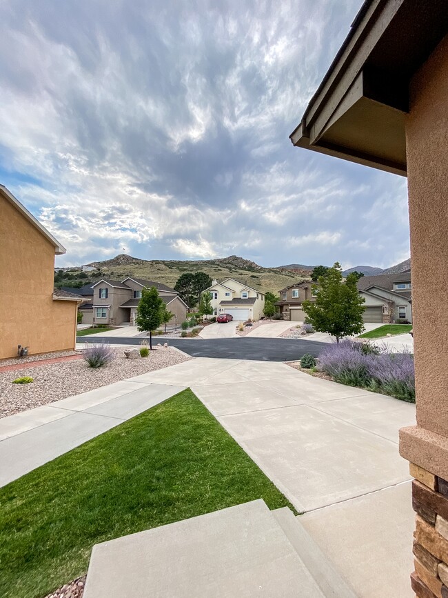 2569 Hot Springs Ct in Colorado Springs, CO - Building Photo - Building Photo