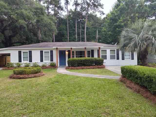 7 Brookview Dr in Savannah, GA - Building Photo