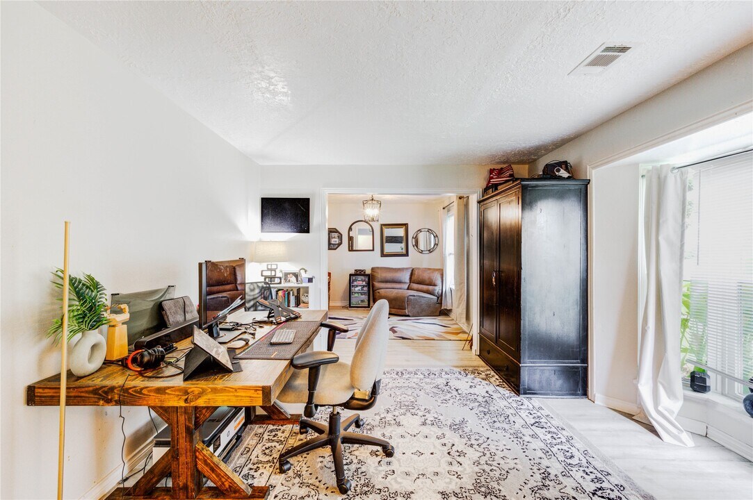 6622 Rockergate Dr in Missouri City, TX - Building Photo