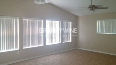 239 Myrtle Ct in Palm Harbor, FL - Building Photo - Building Photo