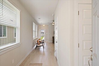 330 Hortus Dr in Kyle, TX - Building Photo - Building Photo