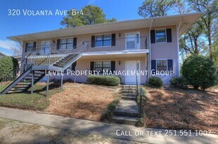 320 Volanta Ave in Fairhope, AL - Building Photo