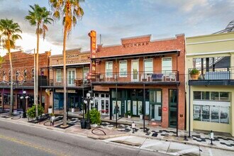 Casa Buchman - Ybor City in Tampa, FL - Foto de edificio - Building Photo