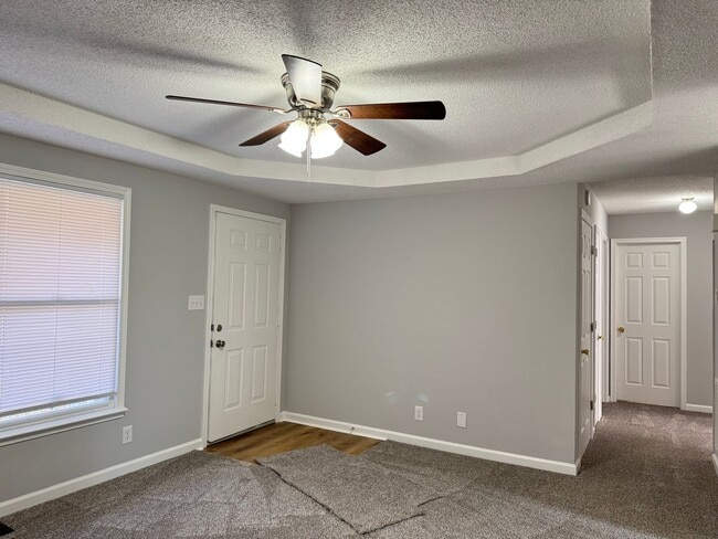 212 Bob White Dr in Clarksville, TN - Building Photo - Building Photo