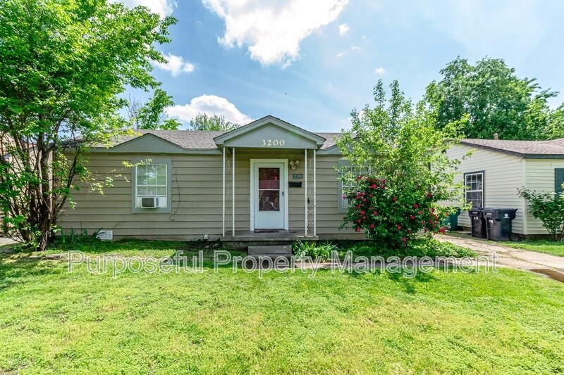 3200 SW 20th St in Oklahoma City, OK - Building Photo