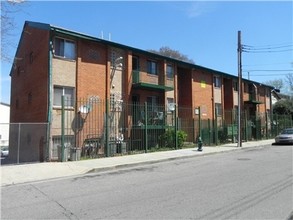 Atkins Garden Apartments in Washington, DC - Building Photo - Building Photo