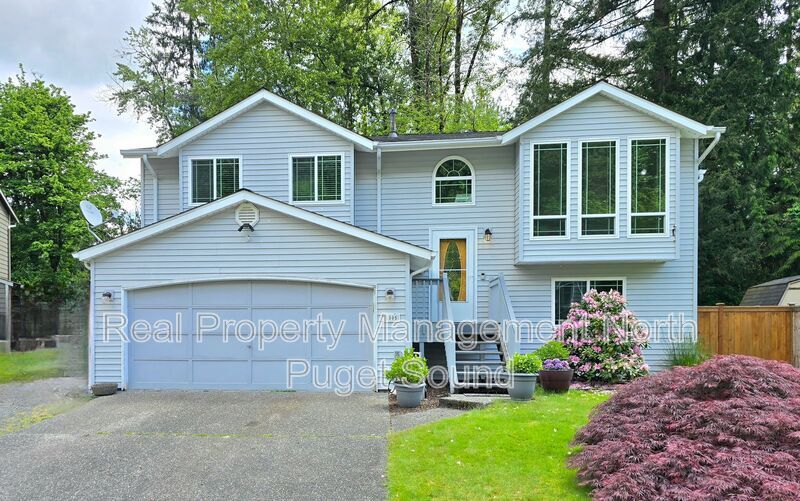 1805 131st Dr NE in Lake Stevens, WA - Building Photo