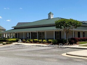 1611 Bluffside Dr in Fayetteville, NC - Foto de edificio - Building Photo