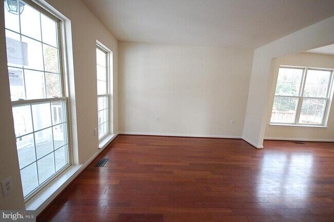 503 North St NE in Leesburg, VA - Building Photo - Building Photo