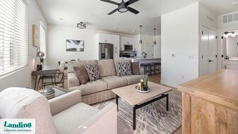 255 N Camino Mercado in Casa Grande, AZ - Building Photo