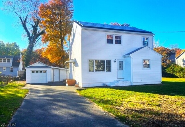 property at 137 Centerton Dr