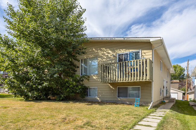 108 Sabrina Way SW