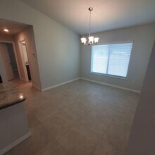 907 NW 37th Ave in Cape Coral, FL - Building Photo - Building Photo