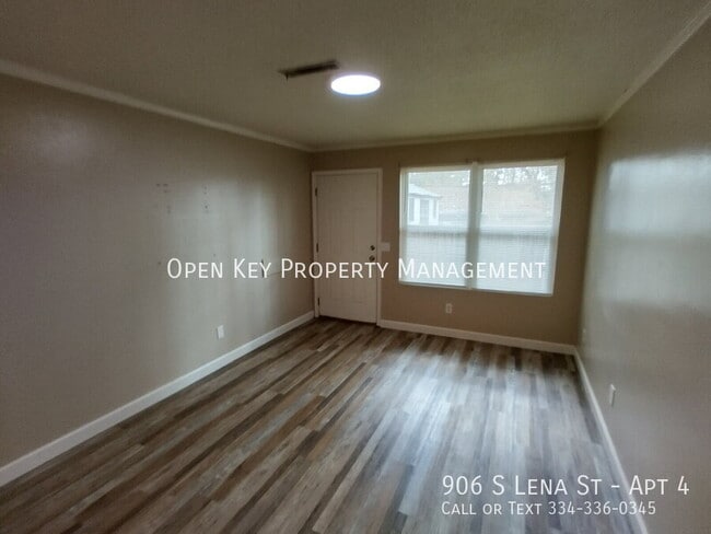 906 S Lena St in Dothan, AL - Building Photo - Building Photo