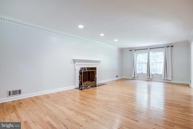 8500 Brook Rd in McLean, VA - Building Photo - Building Photo