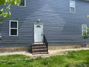 925 Xenia Ave in Dayton, OH - Building Photo - Building Photo