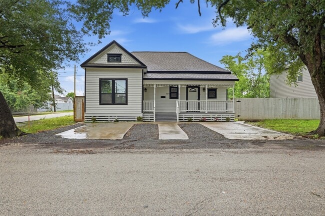 property at 514 Vincent St