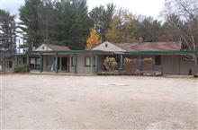 Pioneer Inn in Cadillac, MI - Building Photo