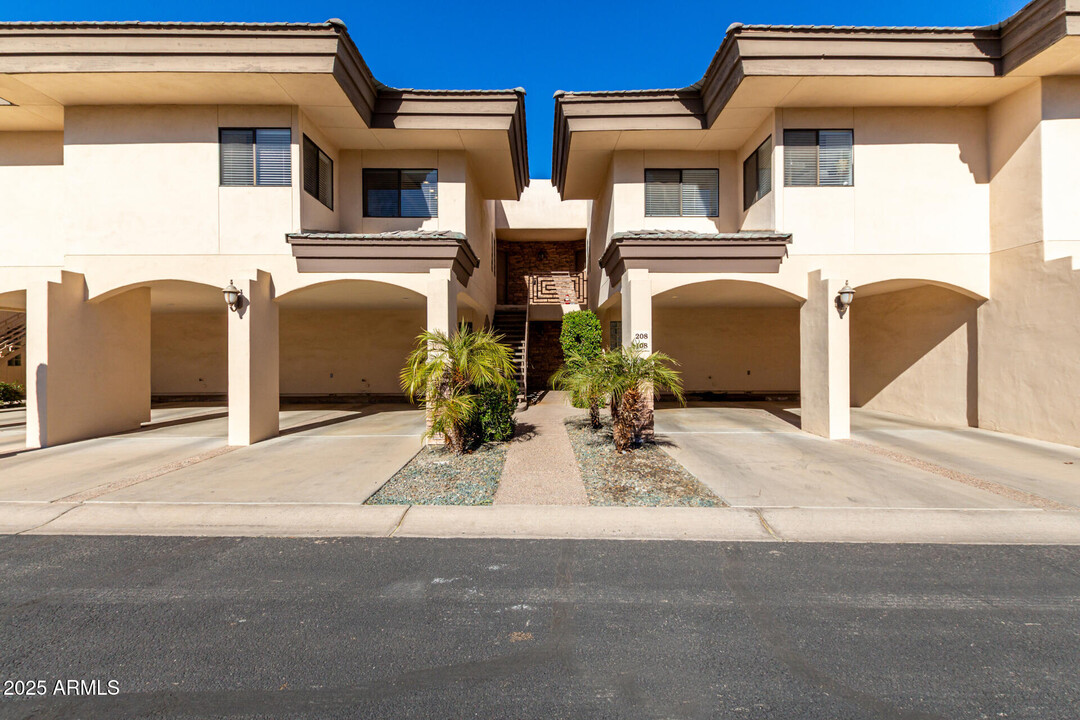 3235 E Camelback Rd in Phoenix, AZ - Building Photo