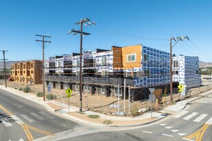 Sierra Heights Townhomes in Palmdale, CA - Building Photo