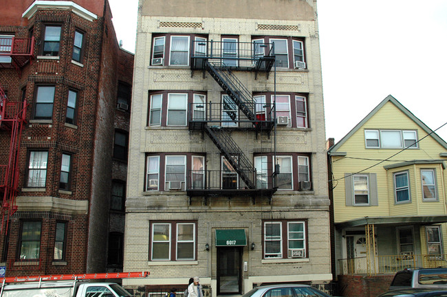 6017 Hudson Ave in West New York, NJ - Building Photo - Building Photo