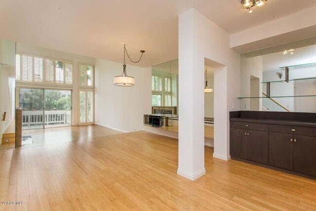 4338 Redwood Ave in Marina Del Rey, CA - Building Photo - Building Photo