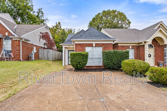 7016 S Estacada Way in Cordova, TN - Building Photo - Building Photo