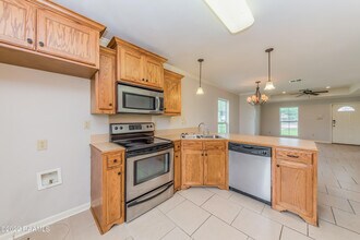 1029 Gary Dr in Breaux Bridge, LA - Building Photo - Building Photo