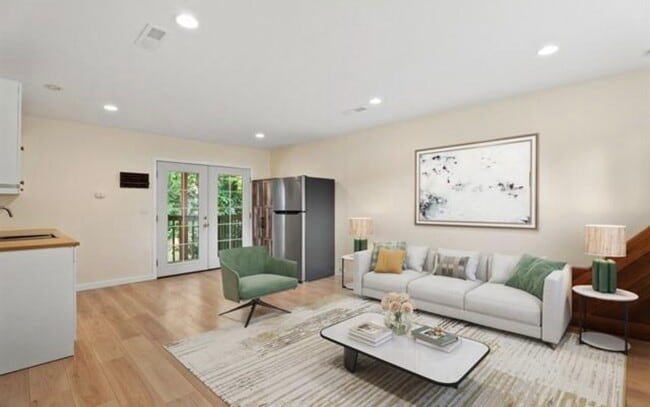 19329 142nd Pl SE, Unit B