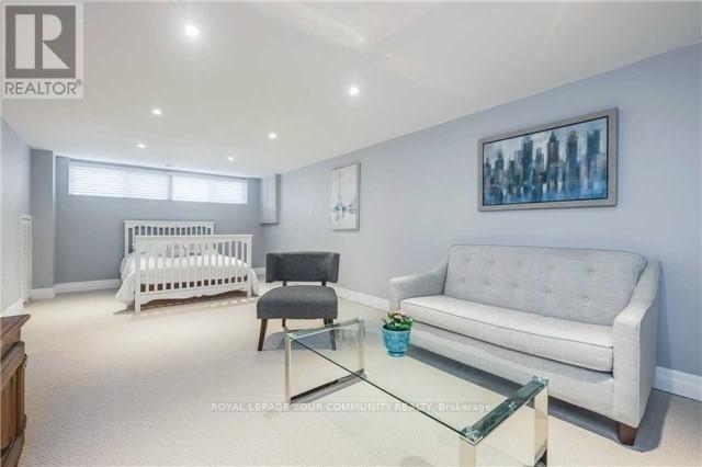 52 Tweedrock Crescent in Toronto, ON - Building Photo - Building Photo