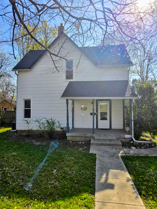 131 S Emerson Ave in Indianapolis, IN - Foto de edificio