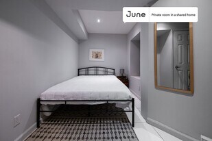 Room in Shared 5 bed/2 bath home in New York, NY - Building Photo