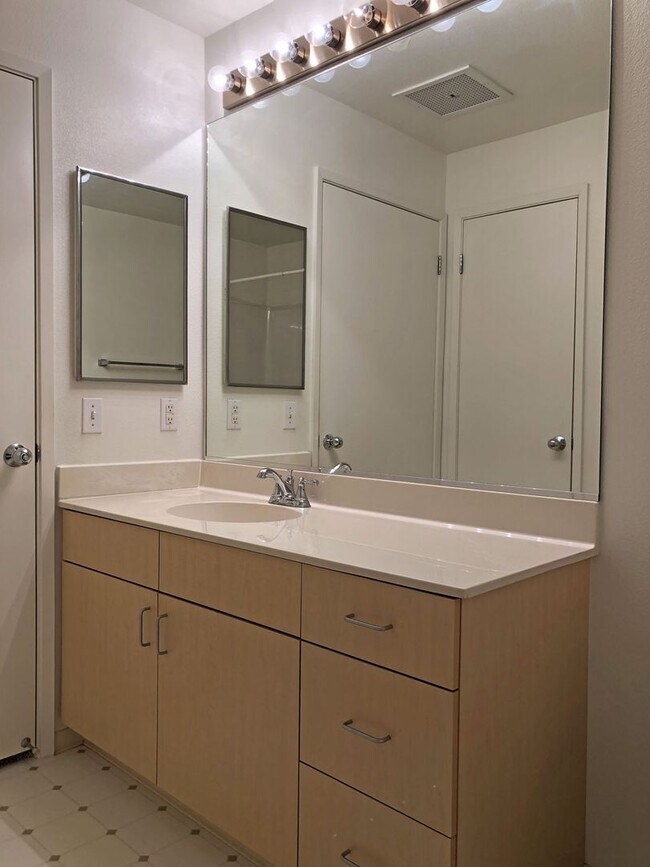 95-1079 Koolani Dr-Unit -Havens 307 in Mililani, HI - Building Photo - Building Photo