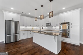 4407 Minkslide Dr in Atlanta, GA - Building Photo - Building Photo