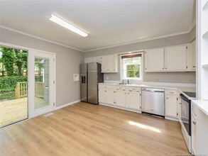 4916 Royal Adelaide Way in Raleigh, NC - Building Photo - Building Photo